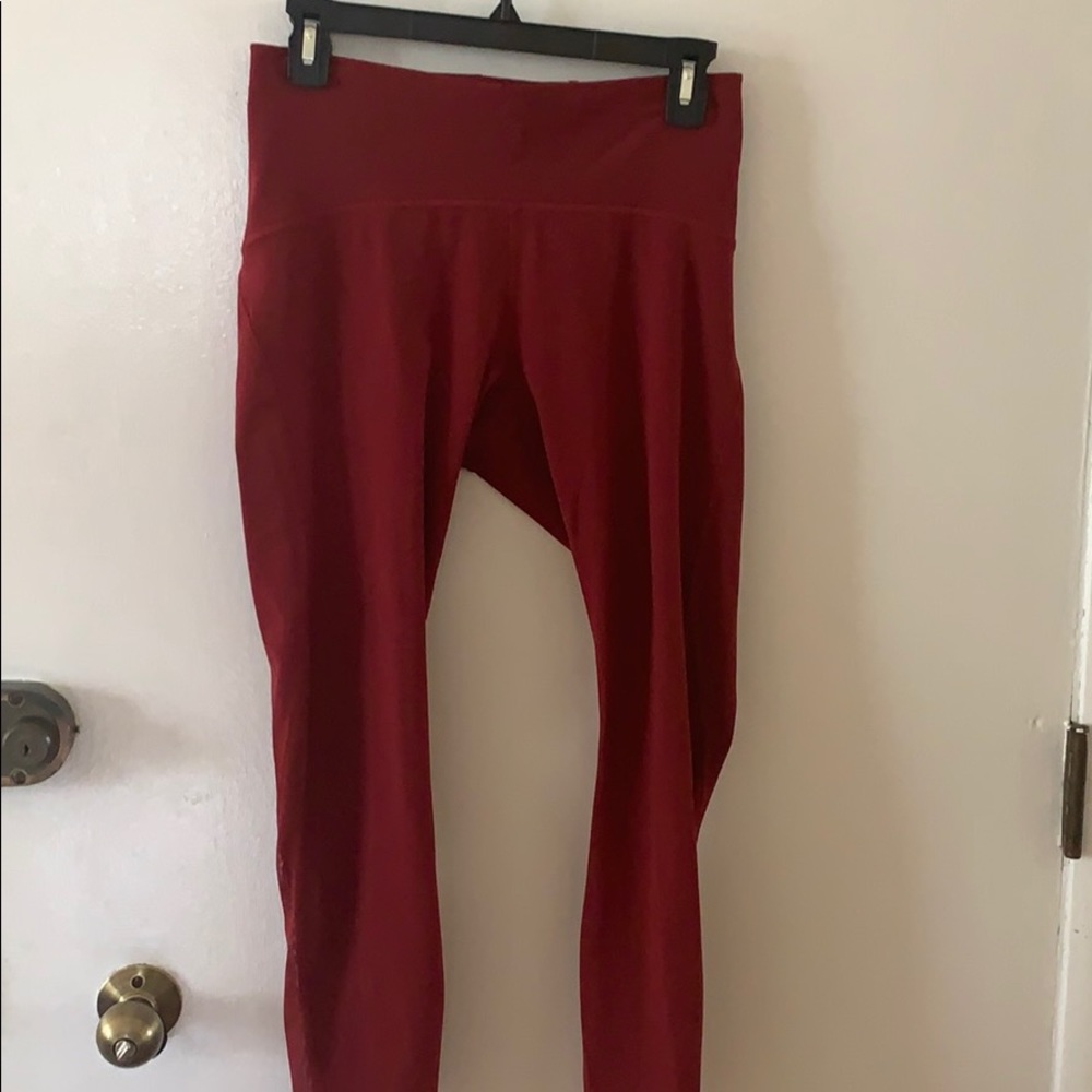 Size 8 “barn Red” Capri leggings